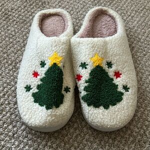 Christmas tree slippers